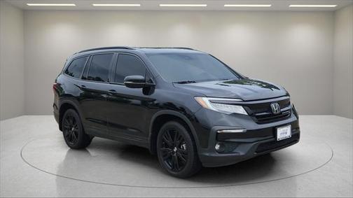 2022 Honda Pilot AWD Black Edition