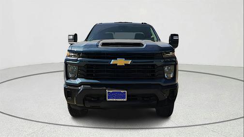 2026 Chevrolet Silverado 2500 Custom