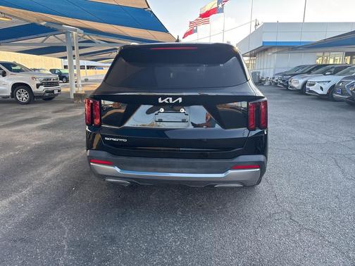2024 Kia Sorento S