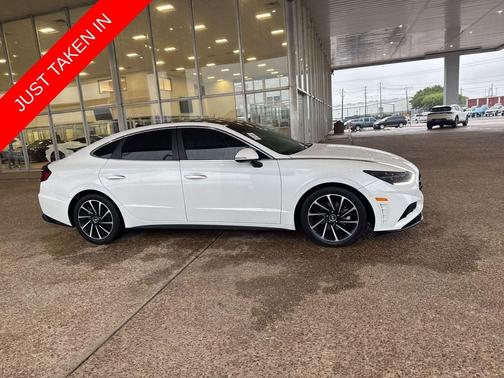 Quartz White 2021 Hyundai SONATA Limited