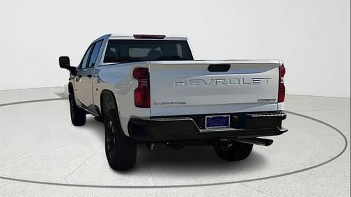 2026 Chevrolet Silverado 2500 Custom