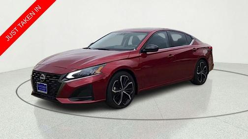 Scarlet Ember Tintcoat 2023 Nissan Altima SR FWD