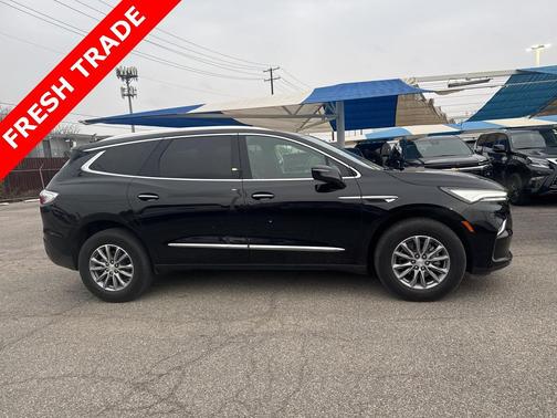 2022 Buick Enclave FWD Essence