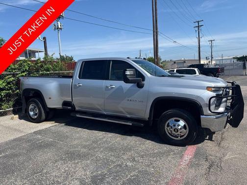 Silver Ice Metallic 2022 Chevrolet Silverado 3500 LT