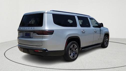 2024 Jeep Wagoneer L Series II 4x4