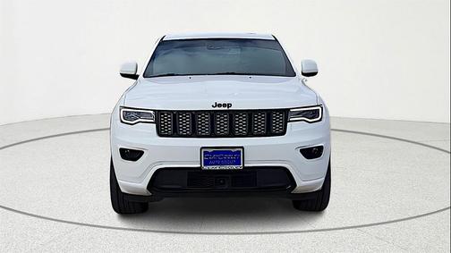 2022 Jeep Grand Cherokee Laredo