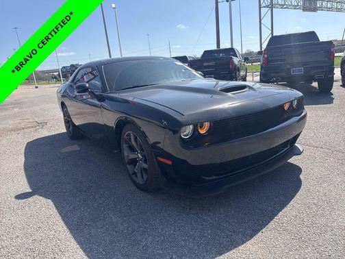 Pitch Black Clearcoat 2019 Dodge Challenger GT