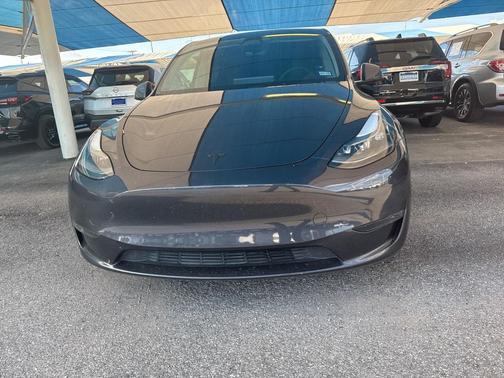 2024 Tesla Model Y Long Range Dual Motor All-Wheel Drive