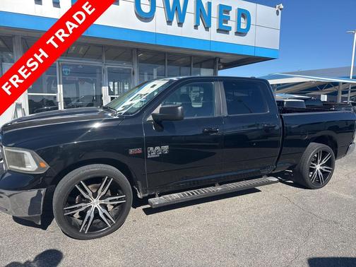 2019 RAM 1500 SLT
