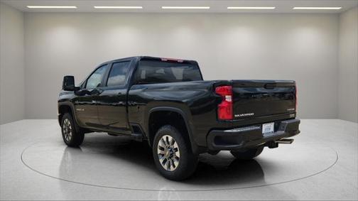 2025 Chevrolet Silverado 2500 Custom