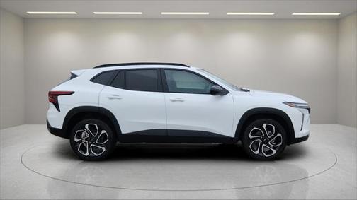 2025 Chevrolet Trax FWD 2RS