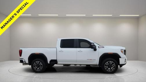 2022 GMC Sierra 2500 AT4