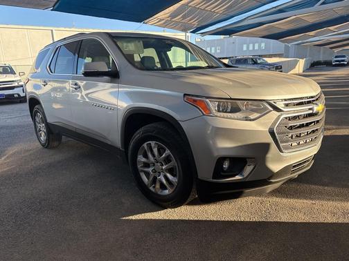 2021 Chevrolet Traverse LT Leather