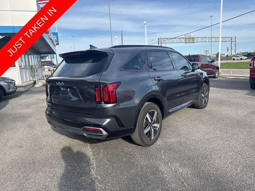2023 Kia Sorento EX