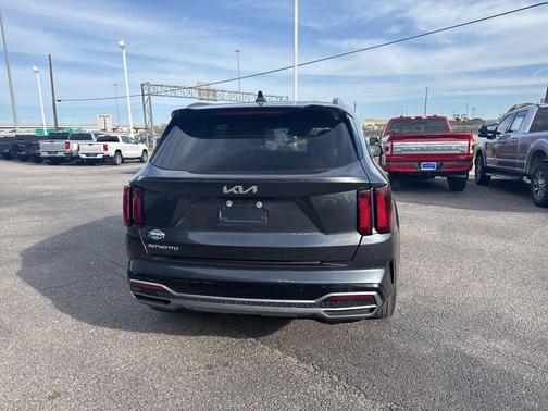 2023 Kia Sorento EX