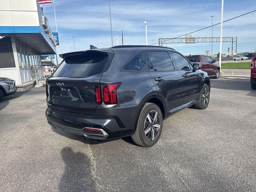 2023 Kia Sorento EX