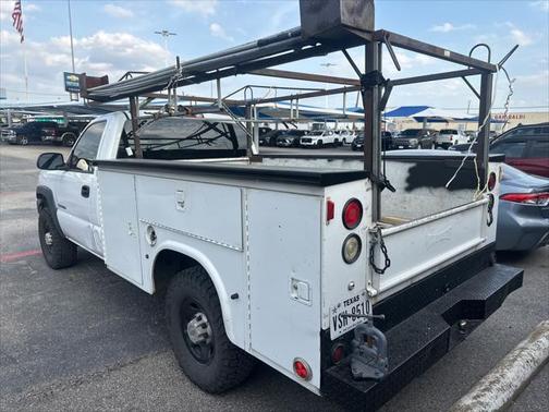 2003 Chevrolet Silverado 2500 Work Truck