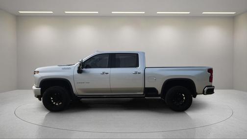 2022 Chevrolet Silverado 2500 High Country