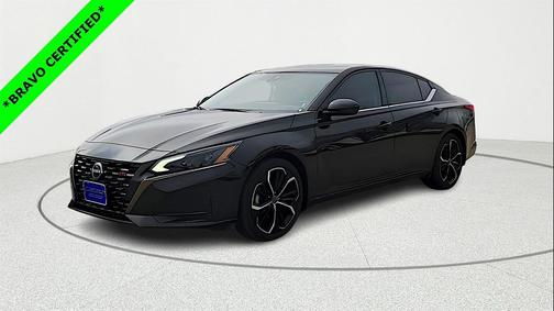 2023 Nissan Altima SR FWD