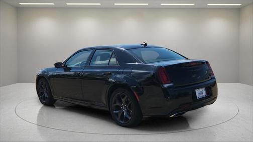 2023 Chrysler 300 S