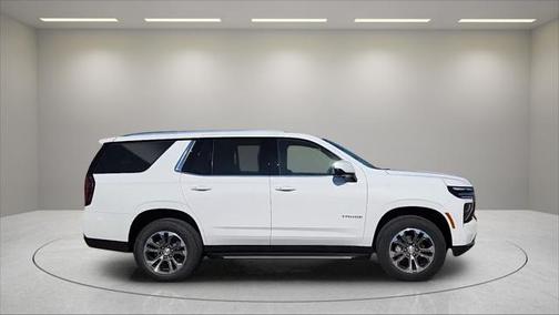 2025 Chevrolet Tahoe LS