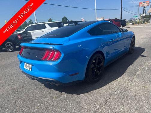 Grabber Blue Metallic 2022 Ford Mustang GT