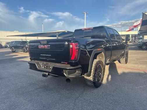 2024 GMC Sierra 2500 AT4