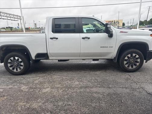 2024 Chevrolet Silverado 2500 Custom