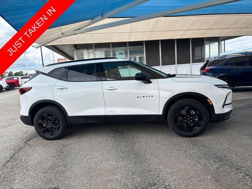 Summit White 2023 Chevrolet Blazer 2LT
