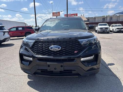 Agate Black Metallic 2023 Ford Explorer ST