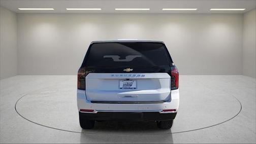 2025 Chevrolet Suburban LS