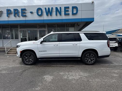 2022 Chevrolet Suburban 4WD Z71