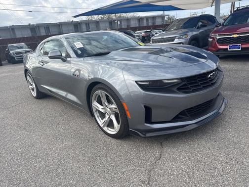 2020 Chevrolet Camaro RWD Coupe LT1