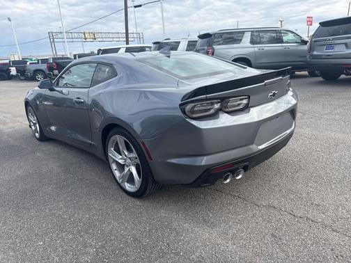 2020 Chevrolet Camaro RWD Coupe LT1
