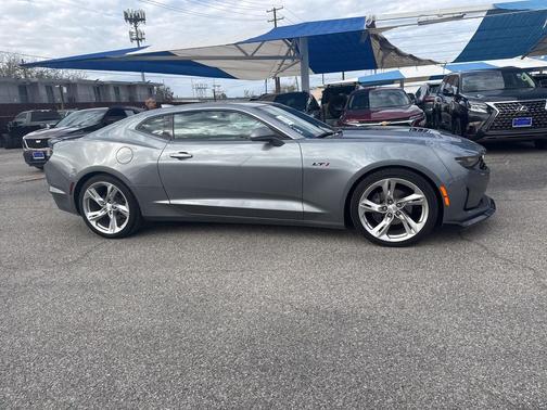 2020 Chevrolet Camaro RWD Coupe LT1