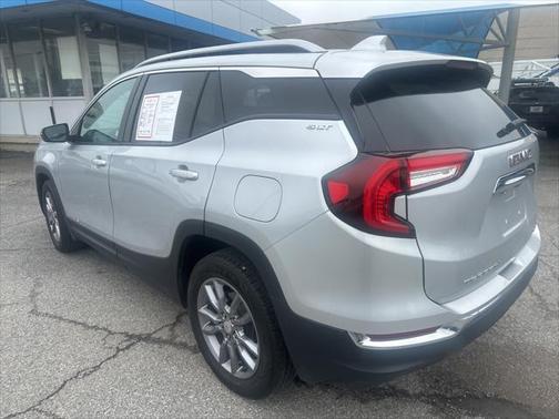 2022 GMC Terrain SLT