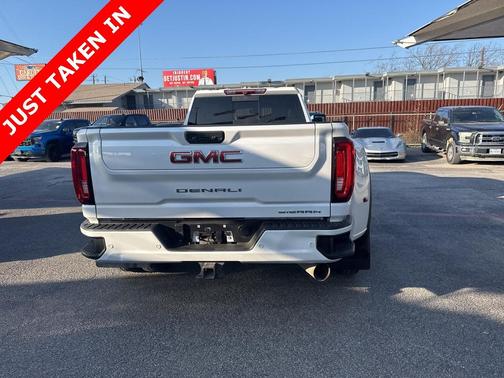 2022 GMC Sierra 3500 Denali