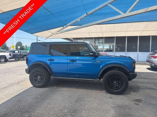 Velocity Blue Metallic 2023 Ford Bronco Wildtrak