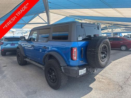 Velocity Blue Metallic 2023 Ford Bronco Wildtrak