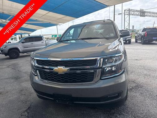 Pepperdust Metallic 2019 Chevrolet Tahoe LT