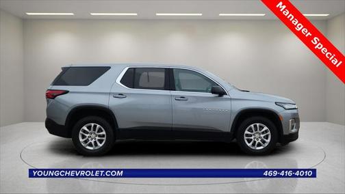 2023 Chevrolet Traverse LS