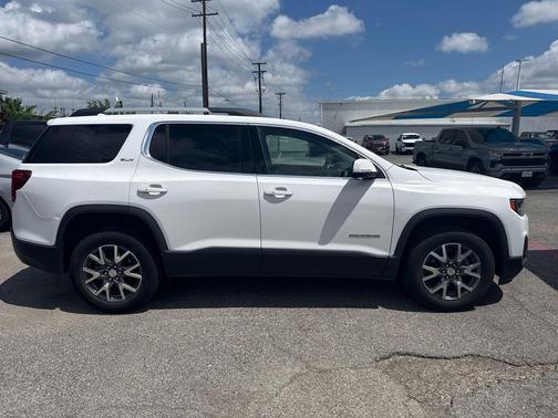 Summit White 2023 GMC Acadia FWD SLT