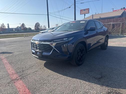 2024 Chevrolet Trax LS