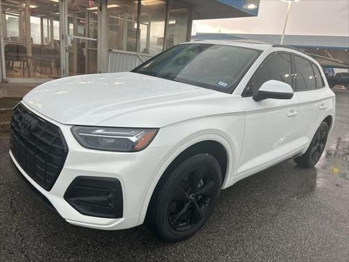 2024 Audi Q5 40 Premium Plus