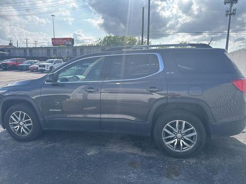 Iridium Metallic 2019 GMC Acadia SLE-2