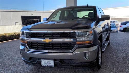 Photo 2 of 25 of 2017 Chevrolet Silverado 1500 1LT