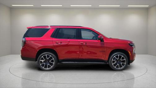 2025 Chevrolet Tahoe 2WD RST