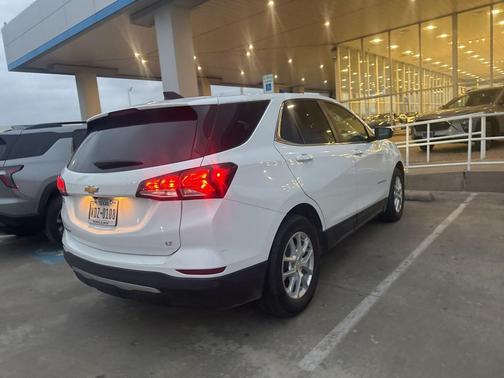 Summit White 2024 Chevrolet Equinox 1LT