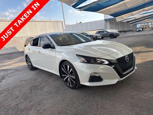 2021 Nissan Altima SR FWD