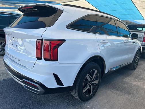 2022 Kia Sorento S